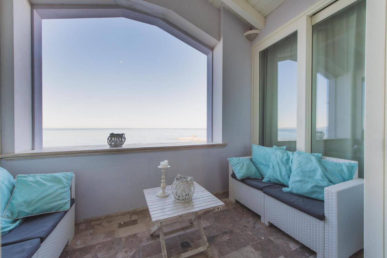 Villa Lilla Sulla Spiaggia Di San Vincenzo Luxury Luaran gambar