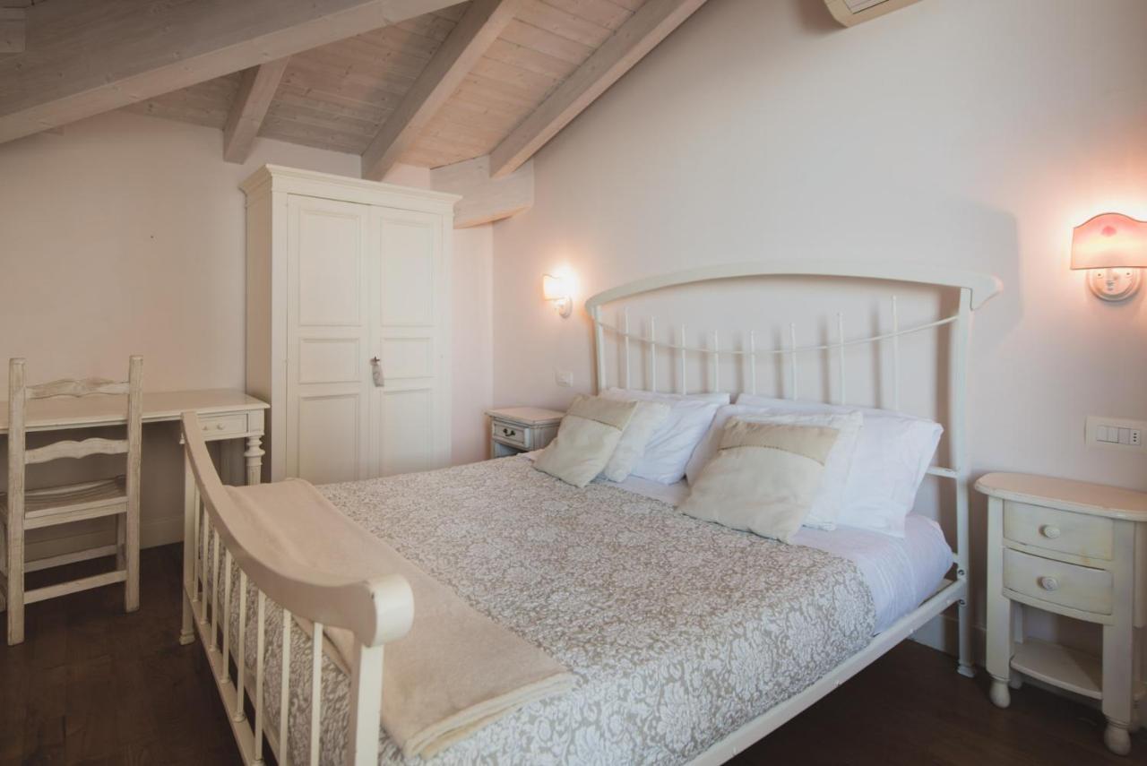 Villa Lilla Sulla Spiaggia Di San Vincenzo Luxury Luaran gambar